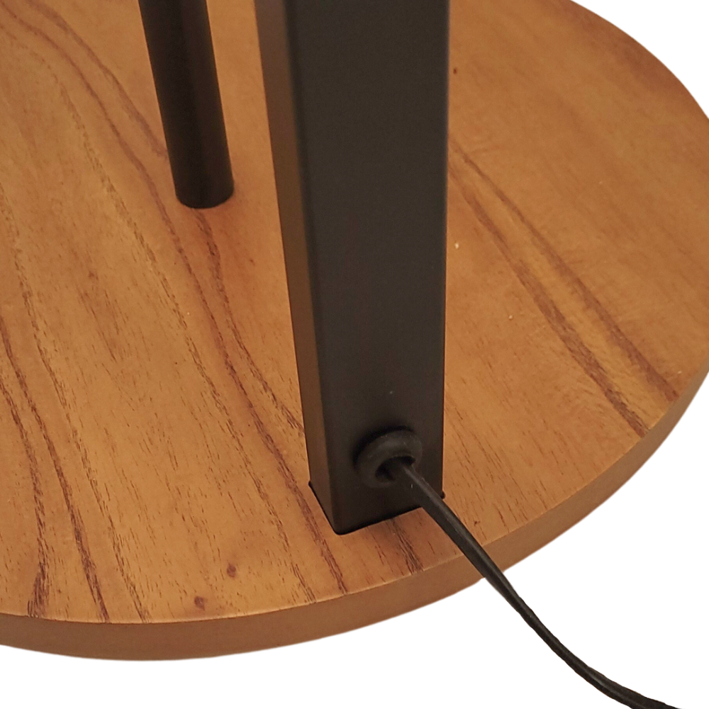 Luminária Indústrial de Chão Salone de Luxo - Preto / Preto