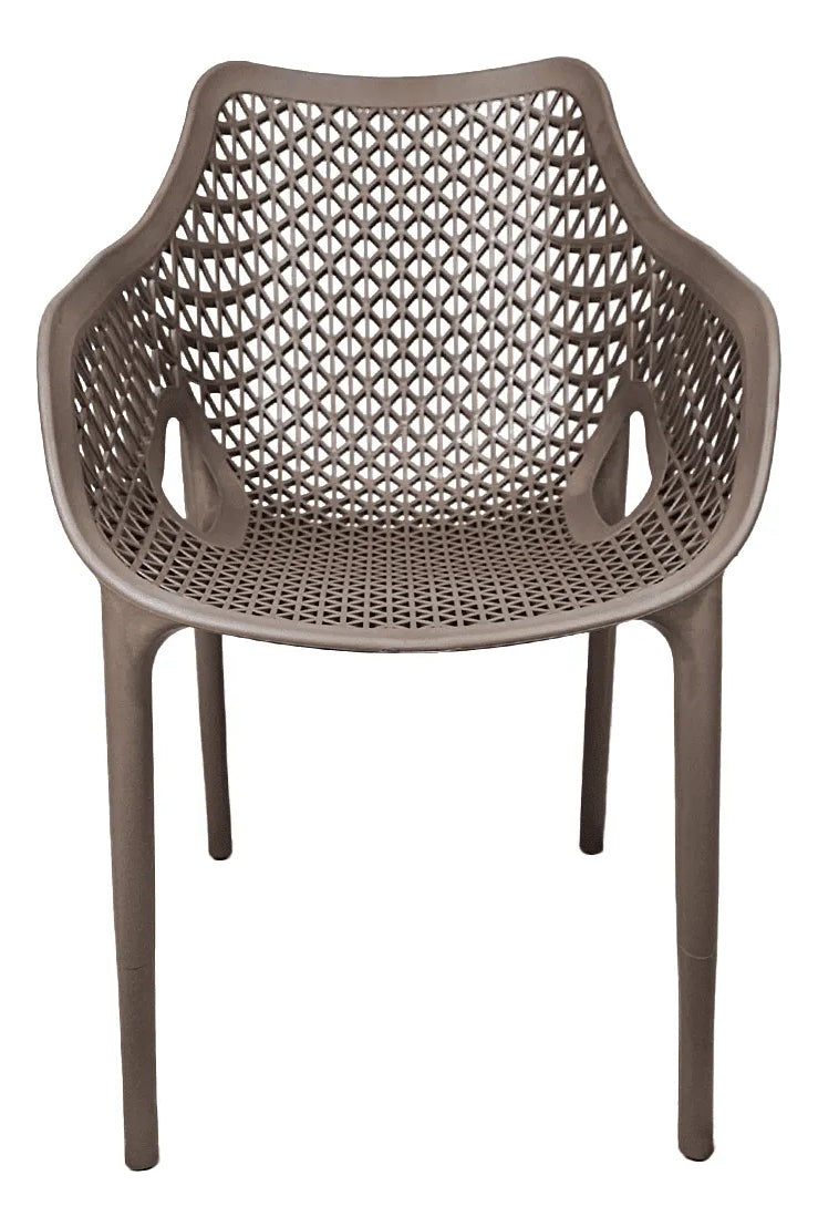 Poltrona Suits Moderna Goumert com Acabamento Premium - Fendi / 1 Und